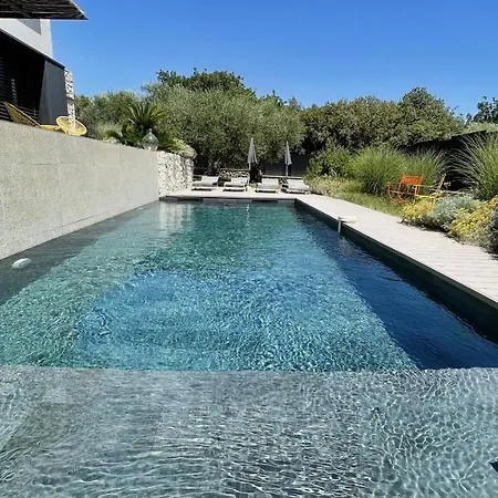 Gairaut Panorama Piscine *